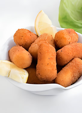 Bolinho de Aipim c/Costela