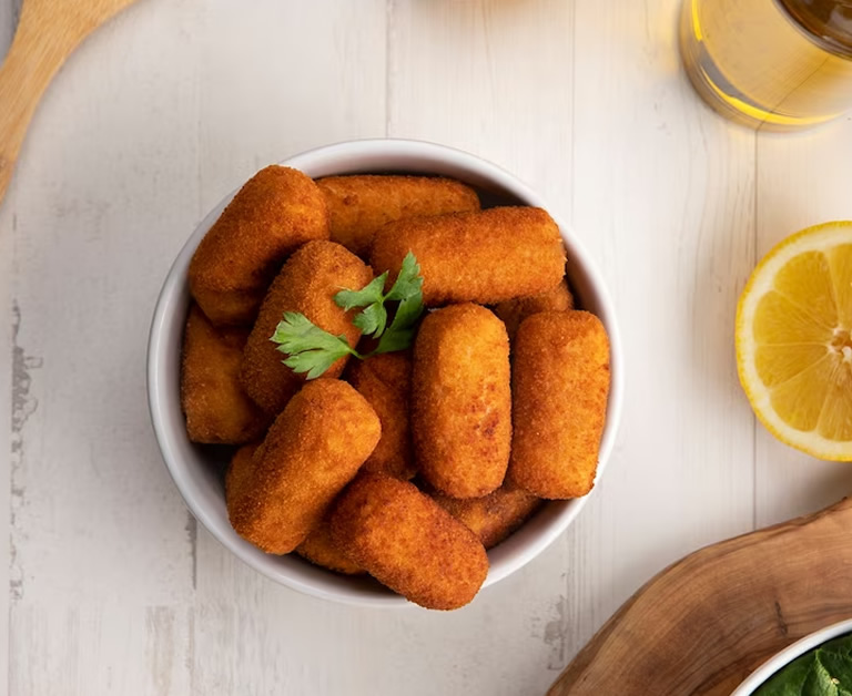 Bolinho de aipim com Carne Seca 