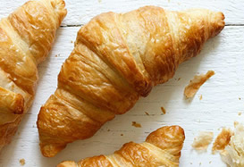 Croissant de Frango com cheddar 