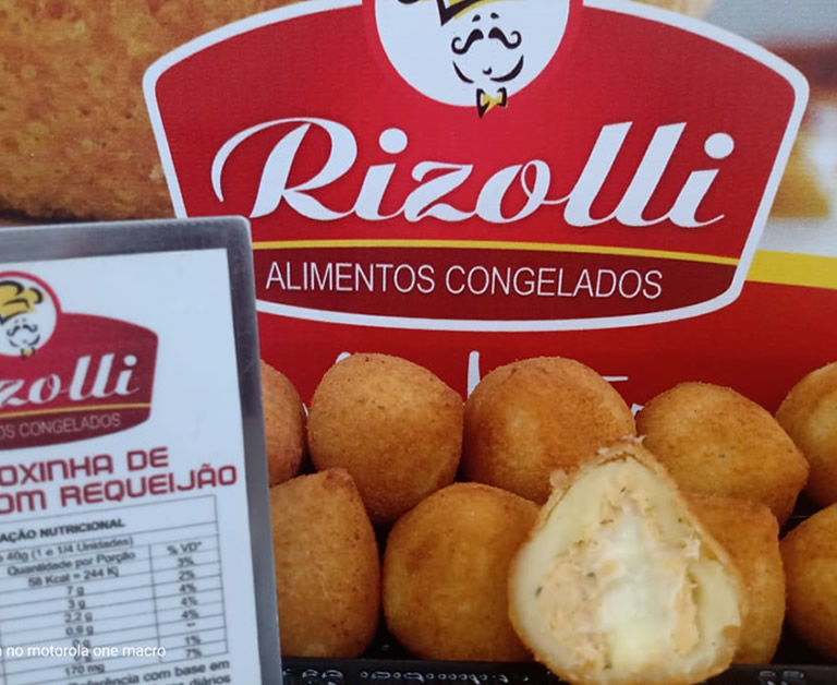 Mini Coxinha de Frango com Requeijão 