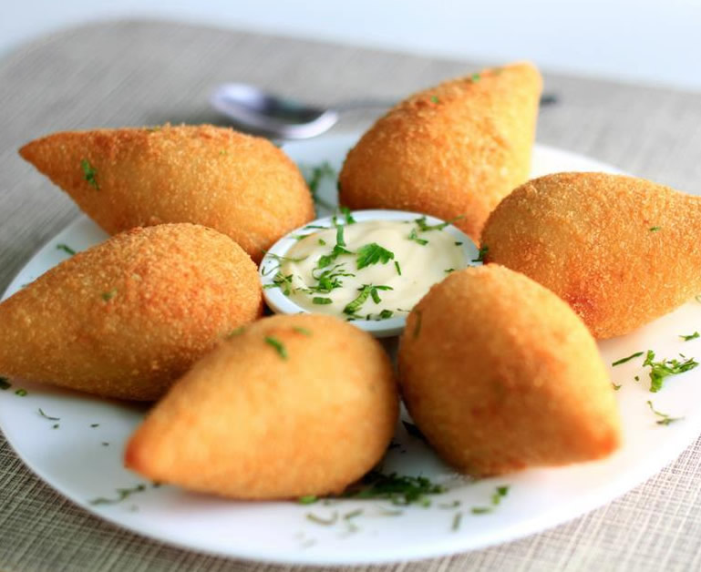 Mini Coxinha de Frango 